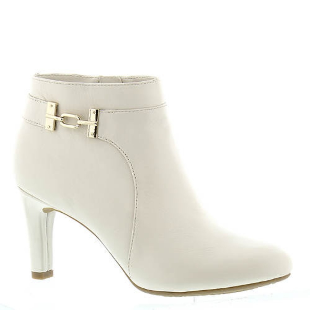 !NEW Bandolino Women’s Lappo Ankle Booties | 7.5 M